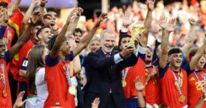 Espa&ntilde;a celebra con la Copa del Mundo 2026