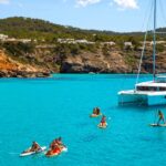 Las mejores playas de Ibiza para llegar en barco y disfrutar del mar sin pisar el puerto