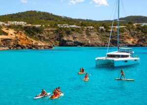 Playas de Ibiza para disfrutar en barco