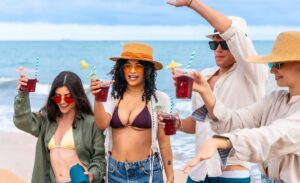 Playas y calas de ambiente juvenil en Ibiza
