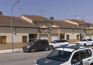 Inmediaciones de la casa en la que vivía el matrimonio acuchillado