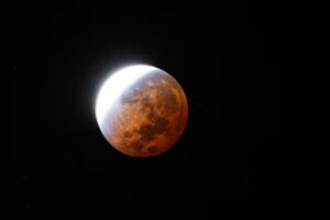 Eclipse lunar parcial