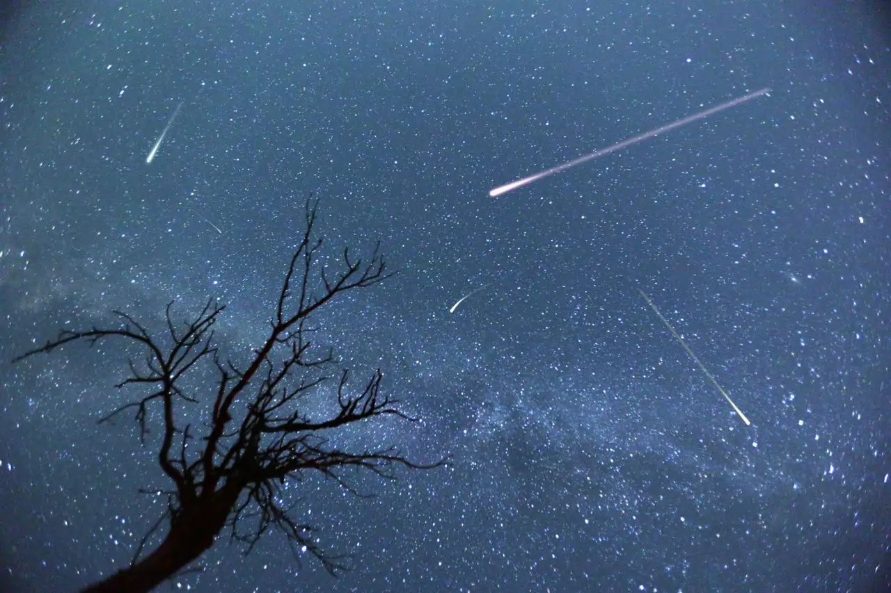 Lluvia de estrellas de las Ori&oacute;nidas